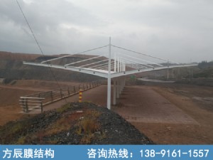 山西省朔州市平鲁区东露天矿出煤坑旁观景台膜结构